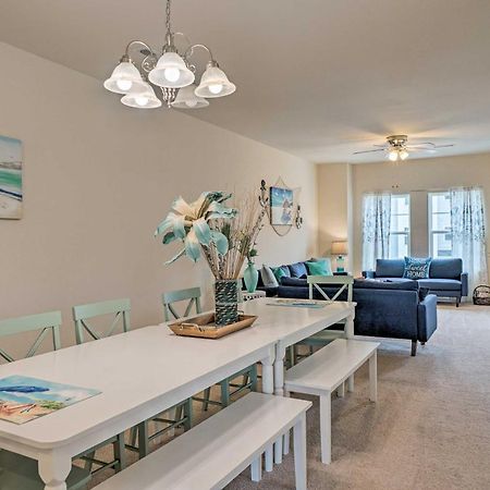 Modern Coastal Condo With Patio 1 Mi To Beaches! كارولينا بيتش المظهر الخارجي الصورة